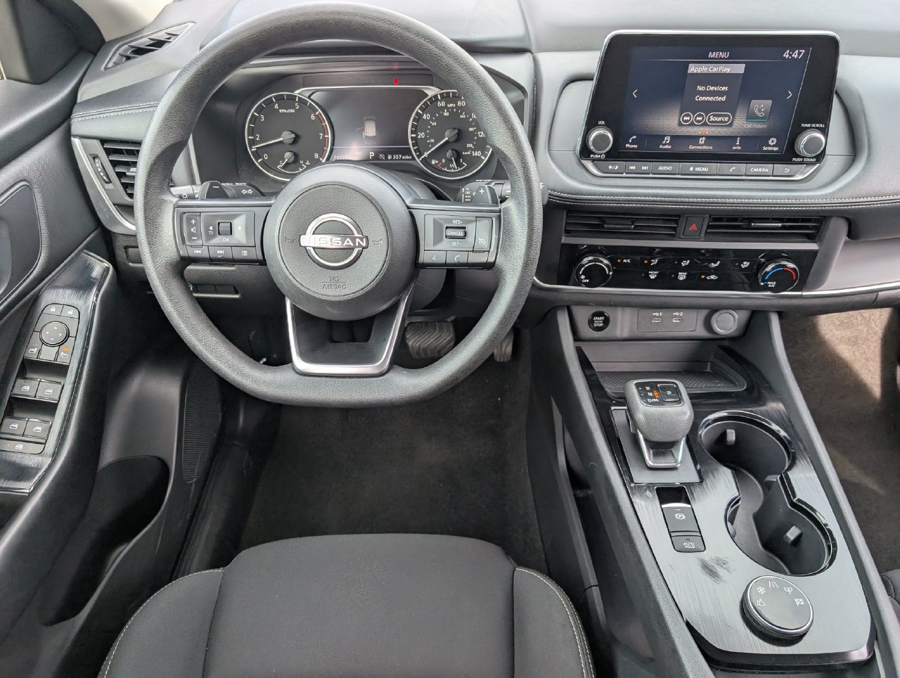 Used 2024 Nissan Rogue S AWD/4WD image 10