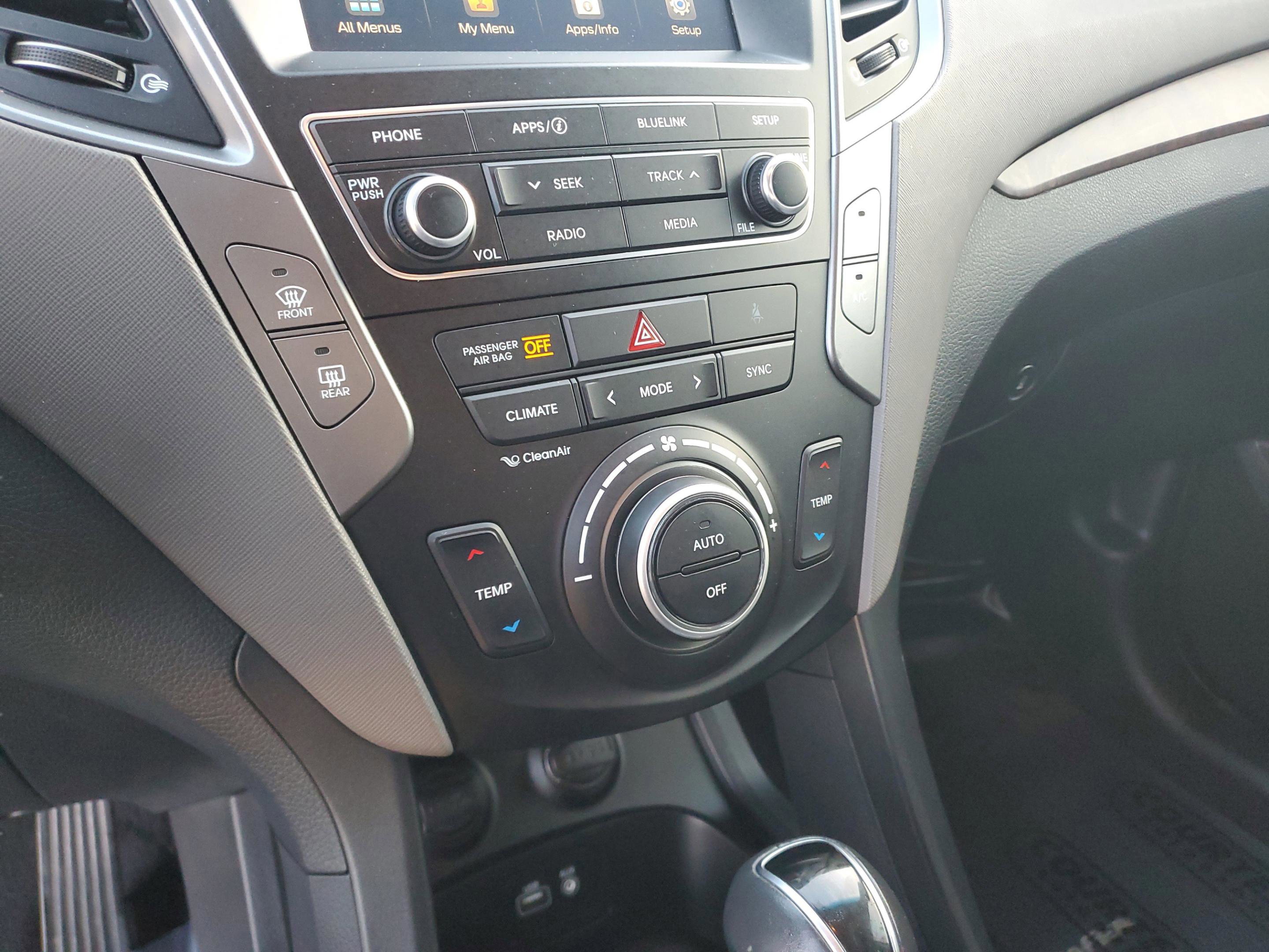 Used 2018 Hyundai Santa Fe Sport image 20