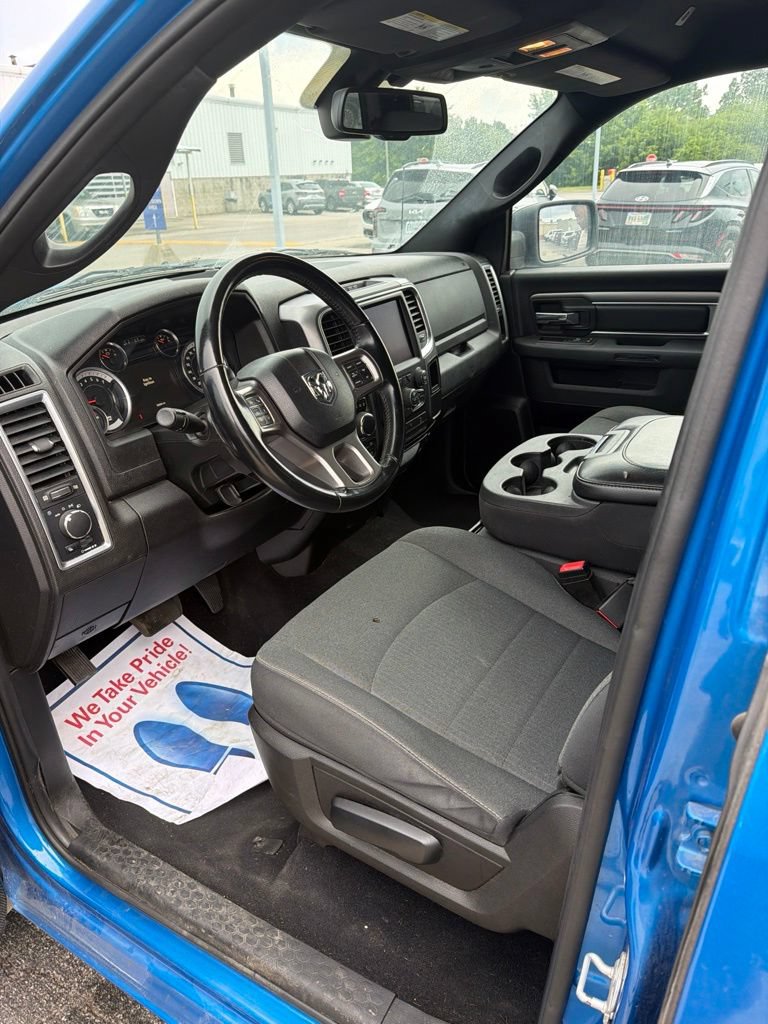 Used 2021 RAM 1500 Warlock w/ Luxury Group AWD/4WD image 2