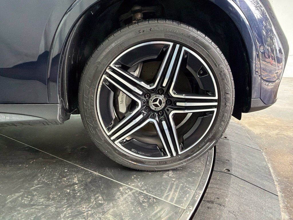 Used 2023 Mercedes-Benz GLC 300 4MATIC image 10