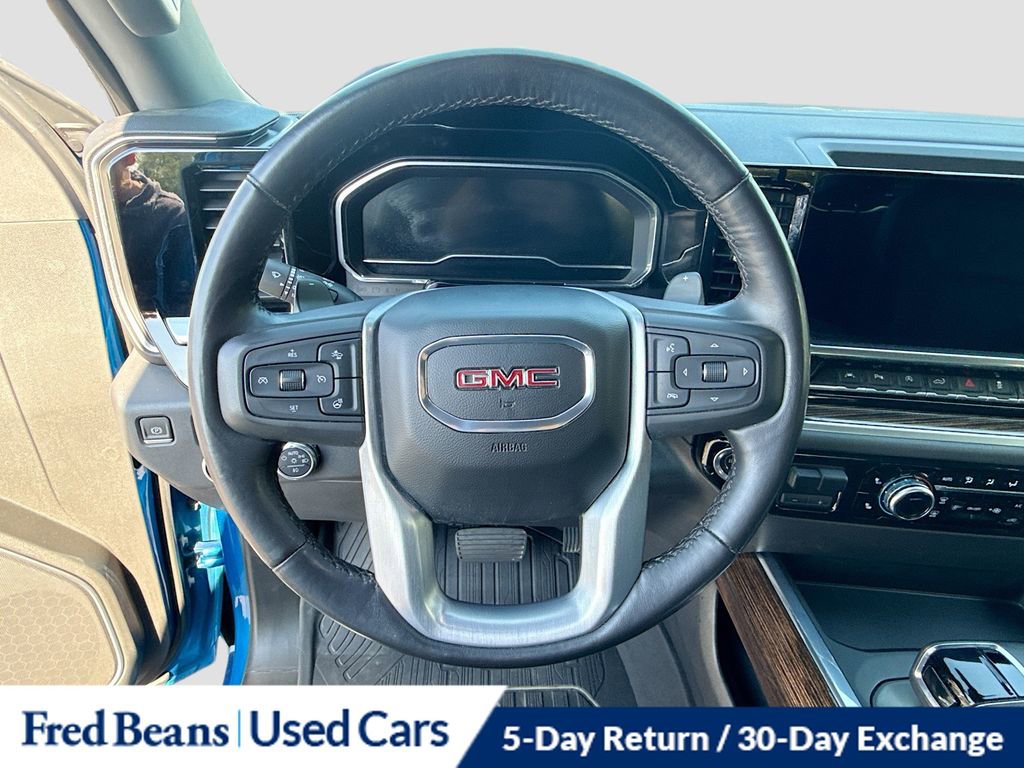 Used 2022 GMC Sierra 1500 Elevation w/ Elevation Premium Package AWD/4WD image 13