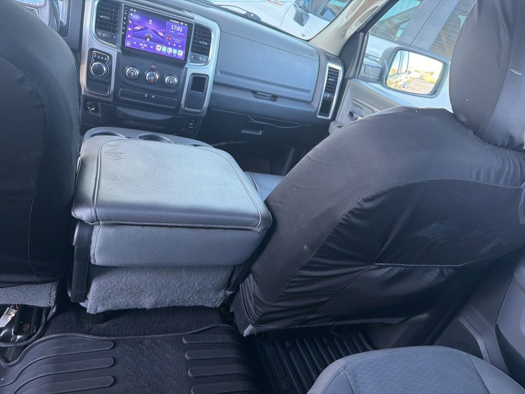 Used 2018 RAM 1500 Classic SLT image 26