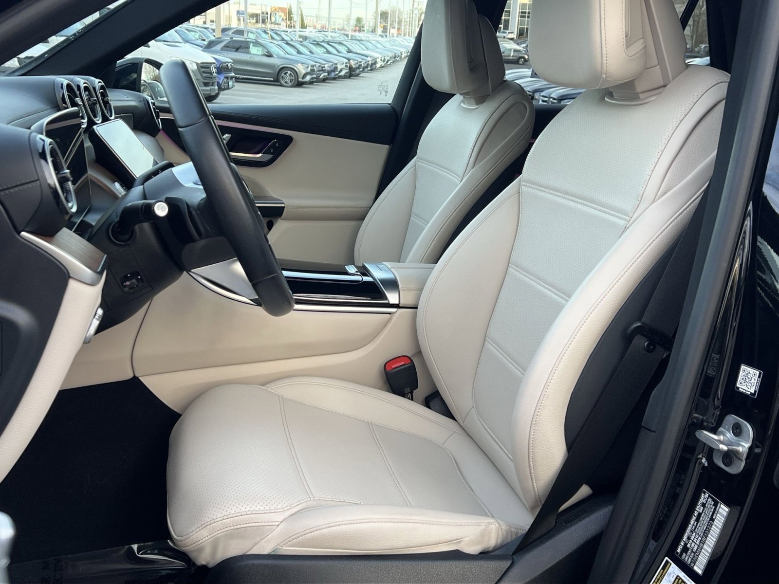 Certified 2024 Mercedes-Benz GLC 300 4MATIC image 11