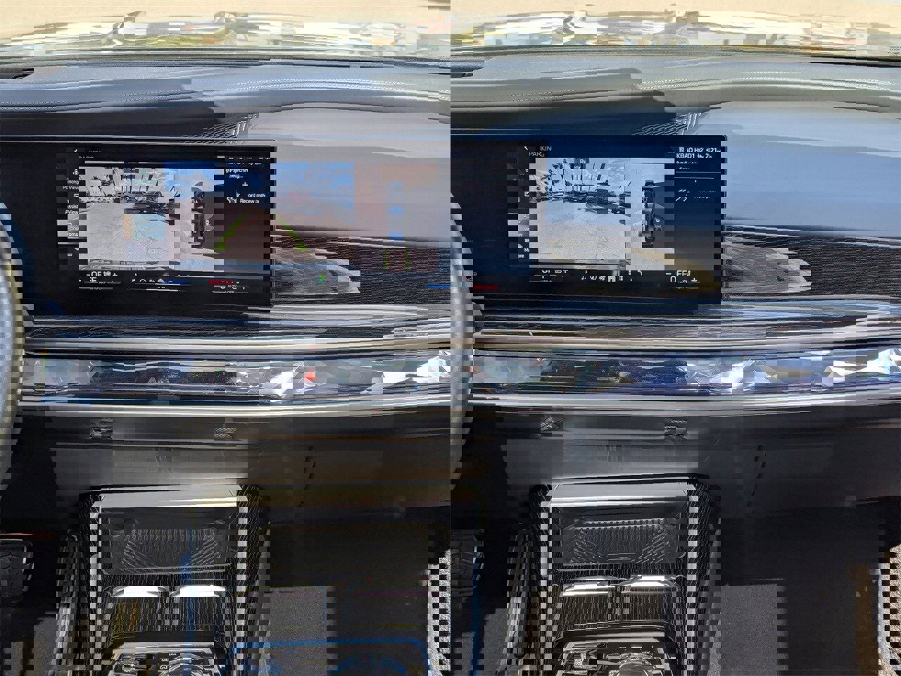 Used 2024 BMW 740i 740i image 17