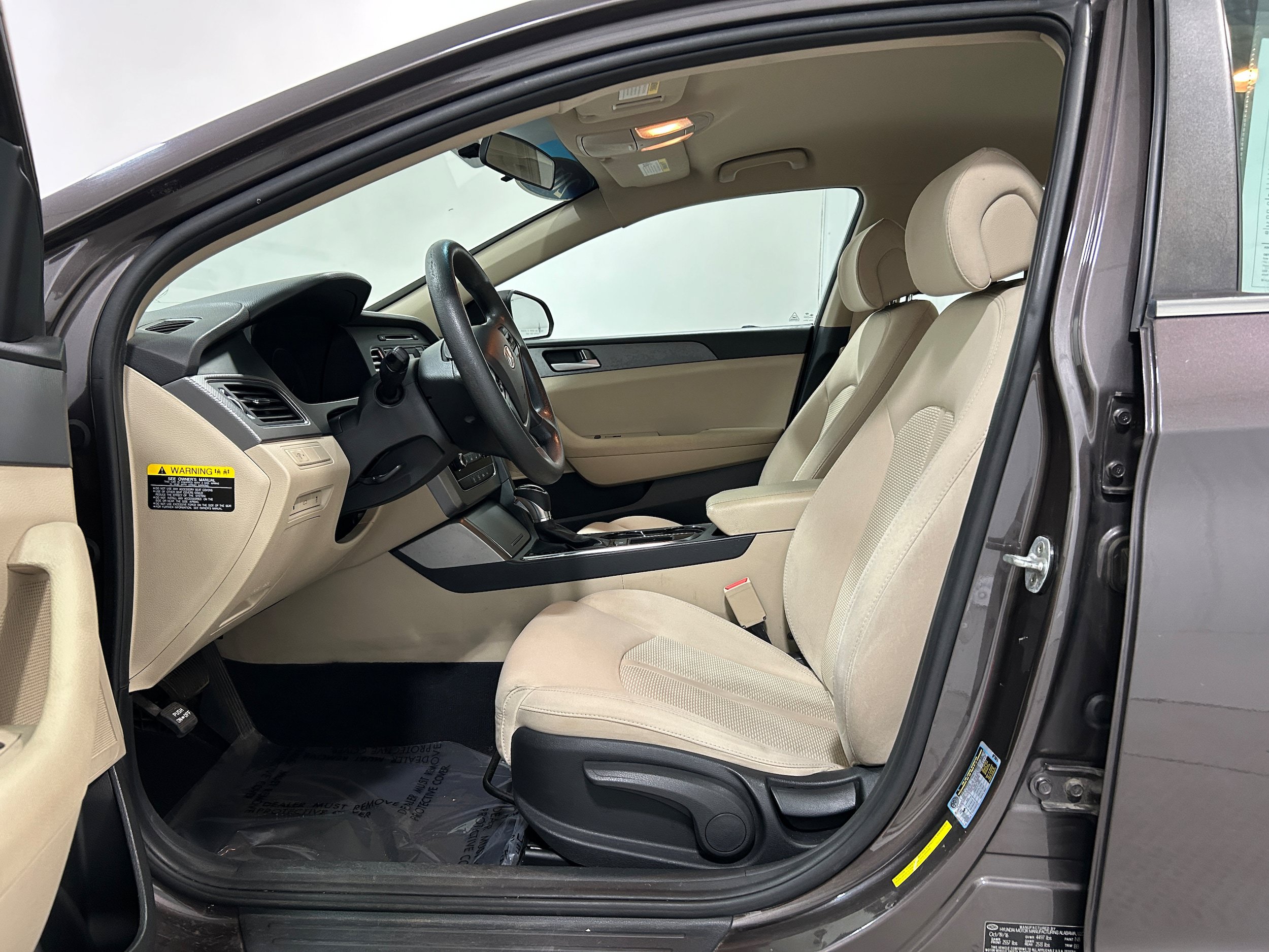 Used 2017 Hyundai Sonata SE FWD image 4