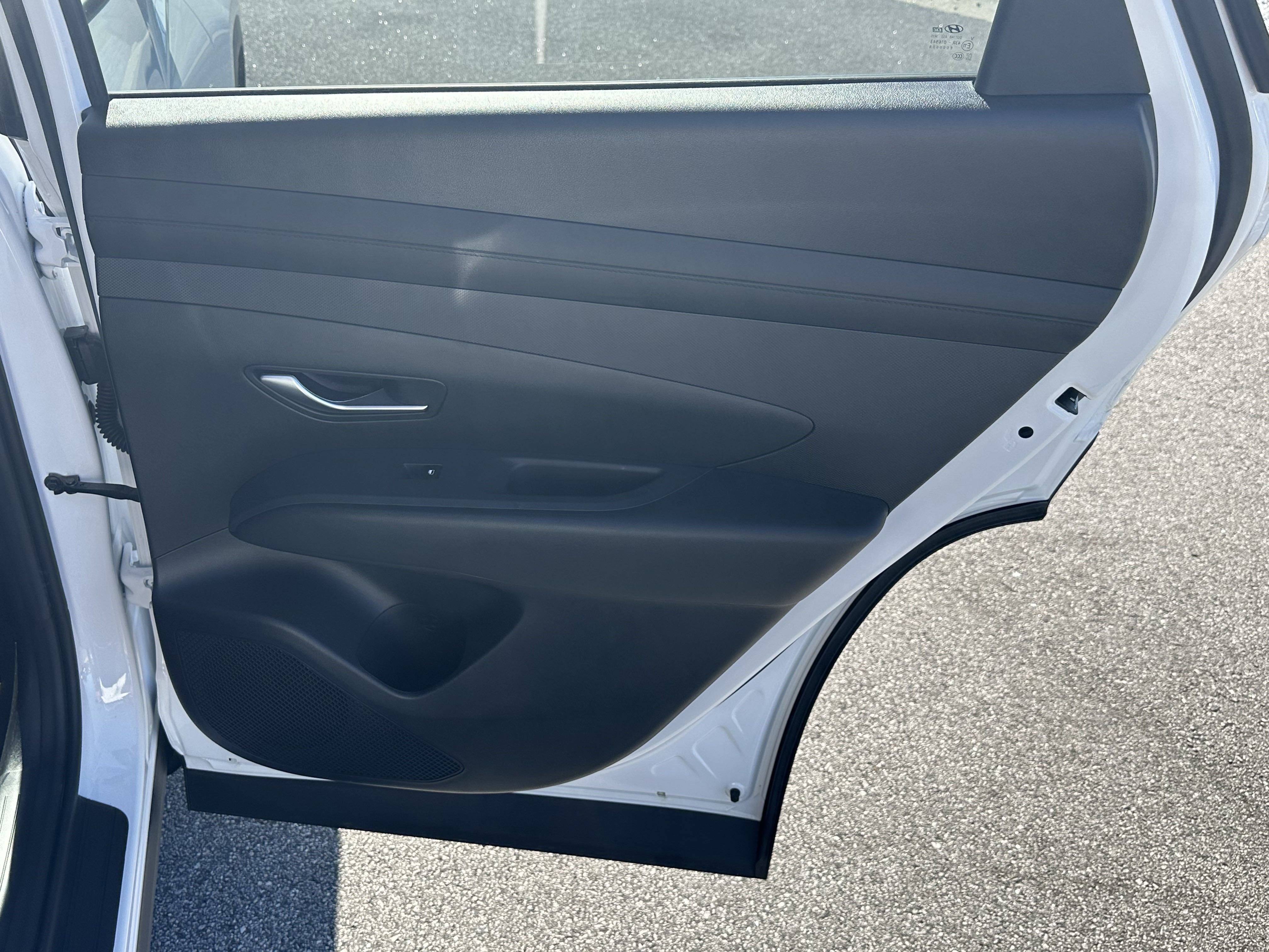 Used 2025 Hyundai Tucson SEL image 18