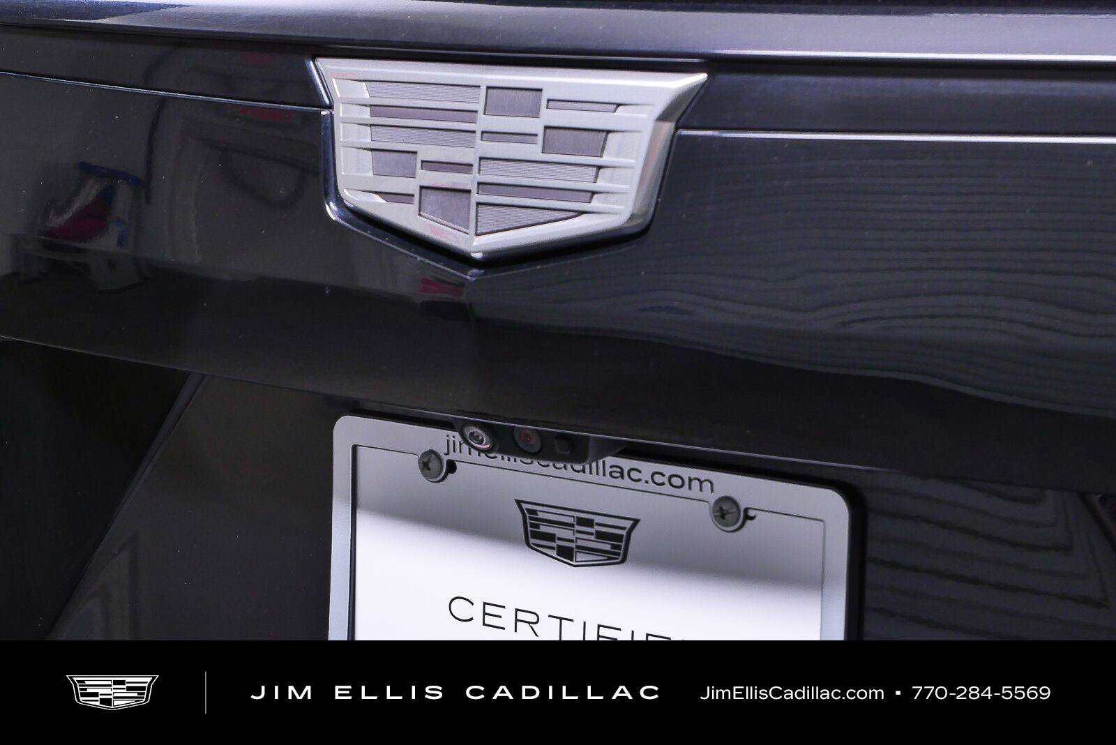 Used 2021 Cadillac Escalade Sport w/ Driver Assist Tech Package AWD/4WD image 38
