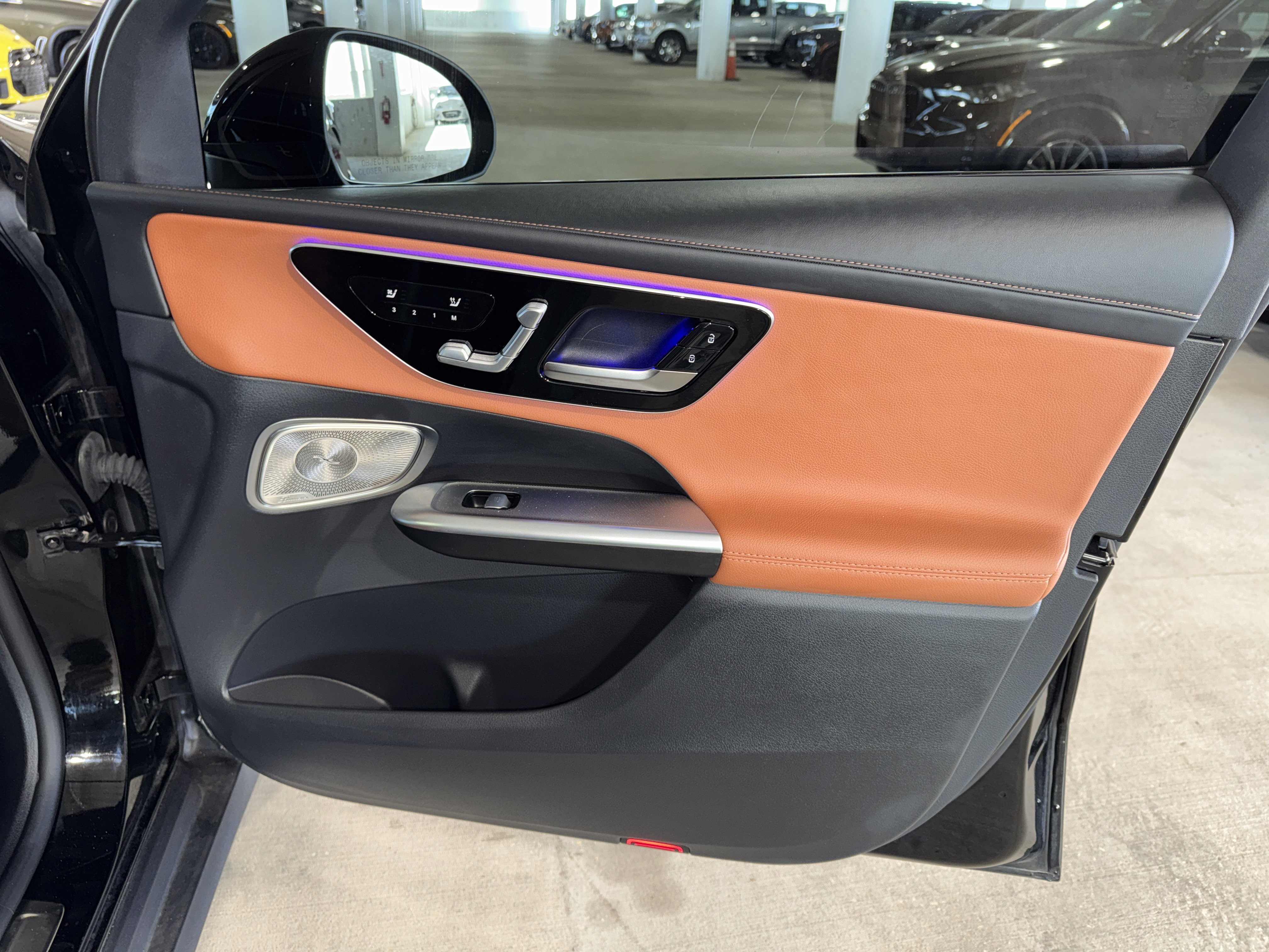 Used 2023 Mercedes-Benz GLC 300 image 9