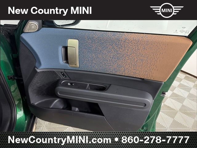 Certified 2025 MINI Cooper Countryman S w/ Comfort Package Max AWD/4WD image 17