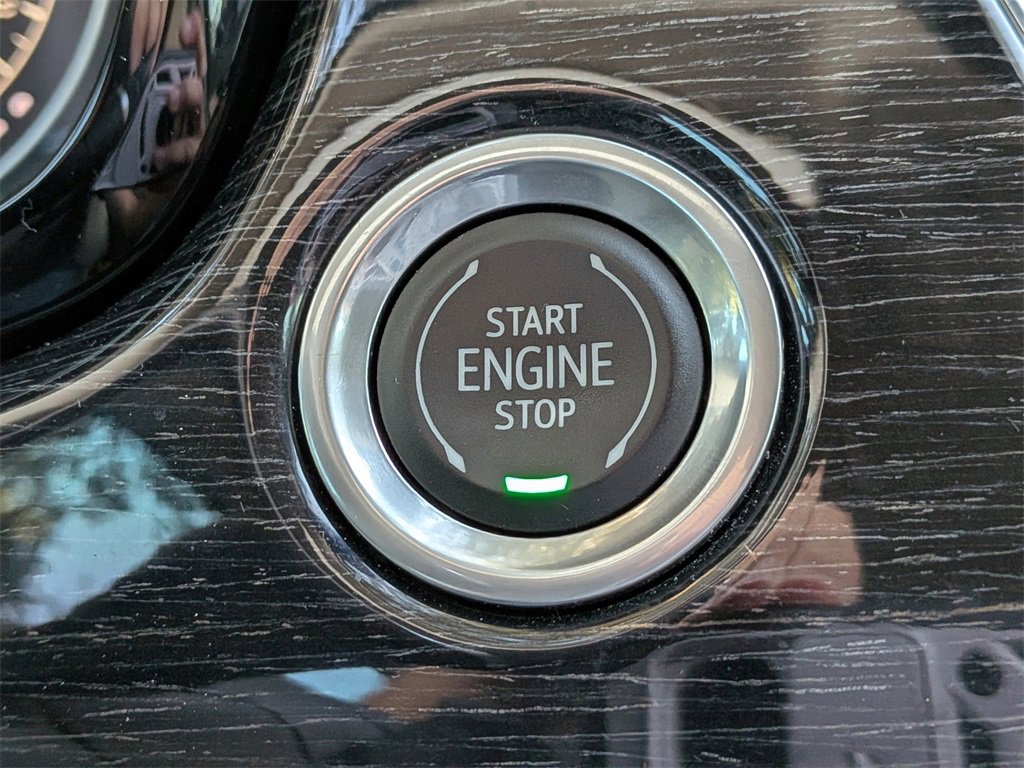 Used 2020 Cadillac XT6 Premium Luxury image 34