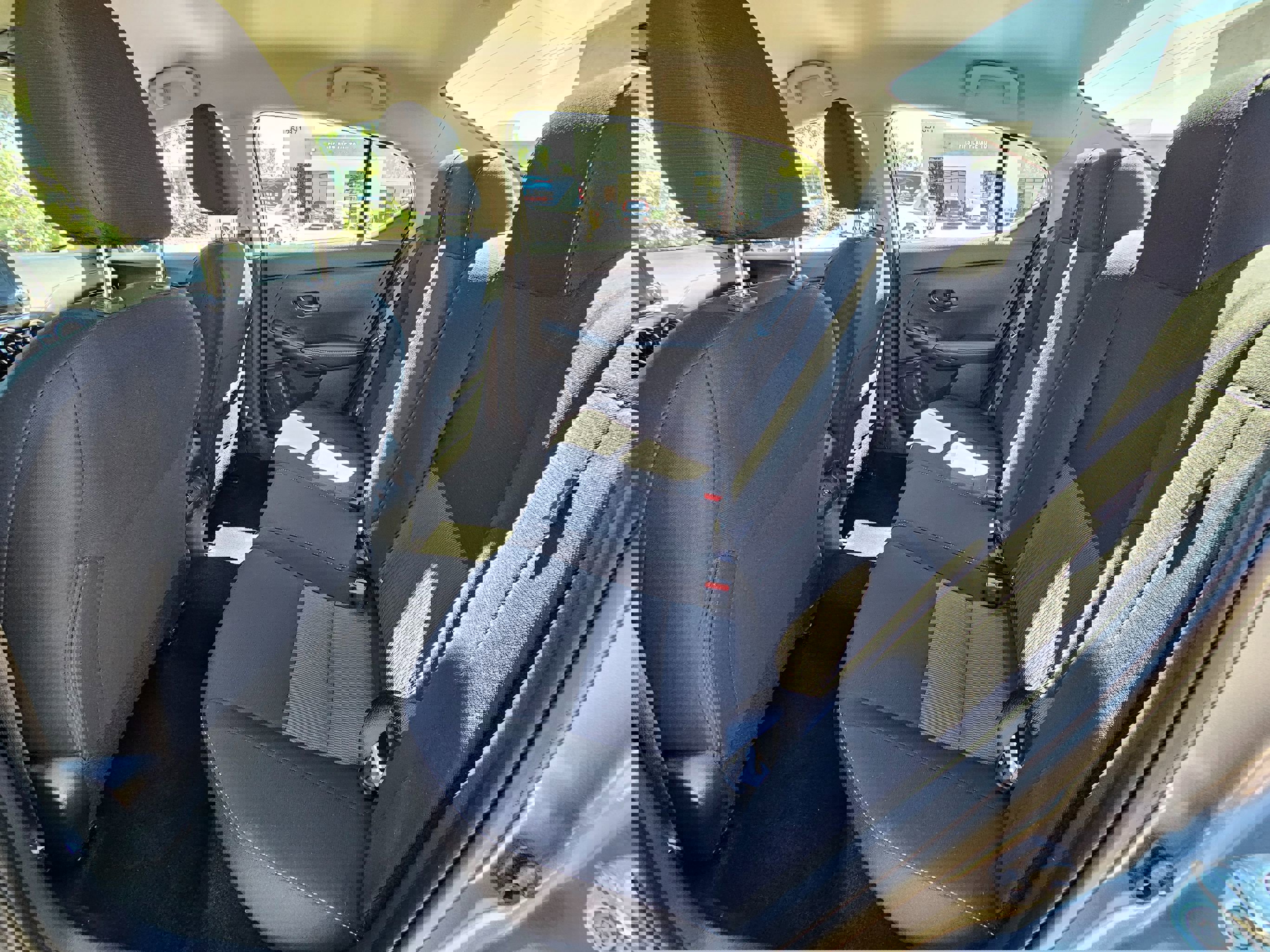 Used 2025 Nissan Sentra SV image 17