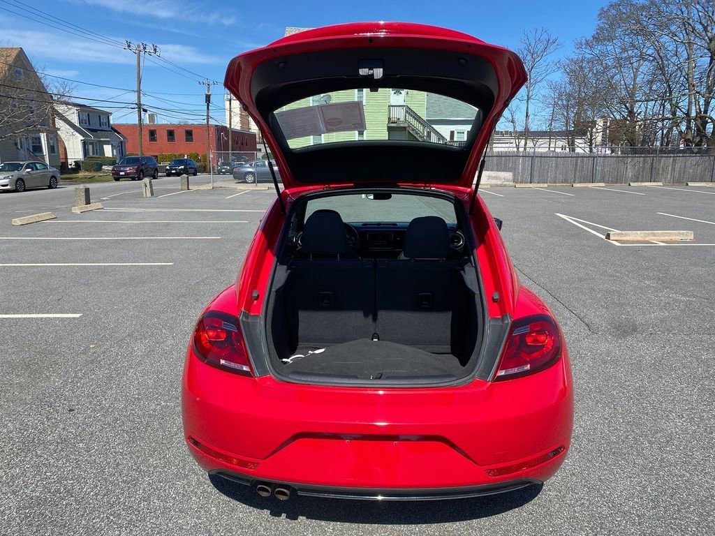 Used 2019 Volkswagen Beetle 2.0T SE image 26