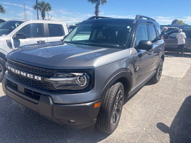 Used 2025 Ford Bronco Sport Outer Banks w/ Outer Banks Tech Package+ AWD/4WD image 7