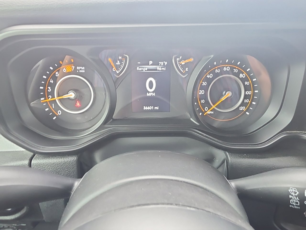Used 2025 Jeep Wrangler Unlimited Sport AWD/4WD image 16