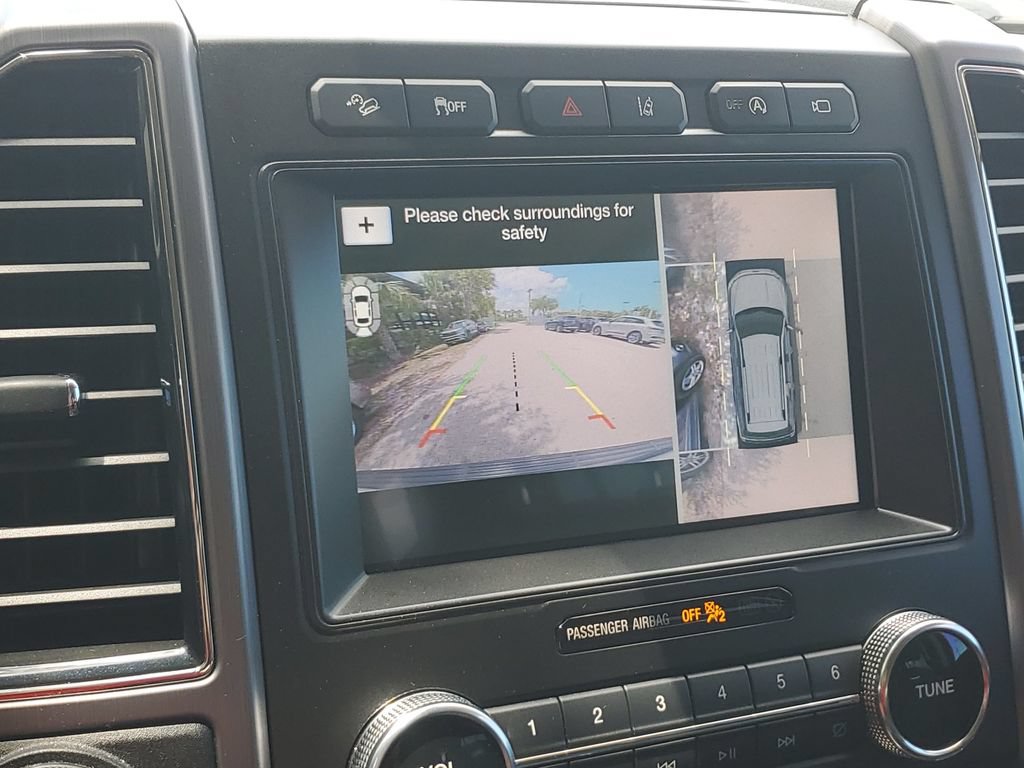 Used 2019 Ford Expedition Platinum AWD/4WD image 28
