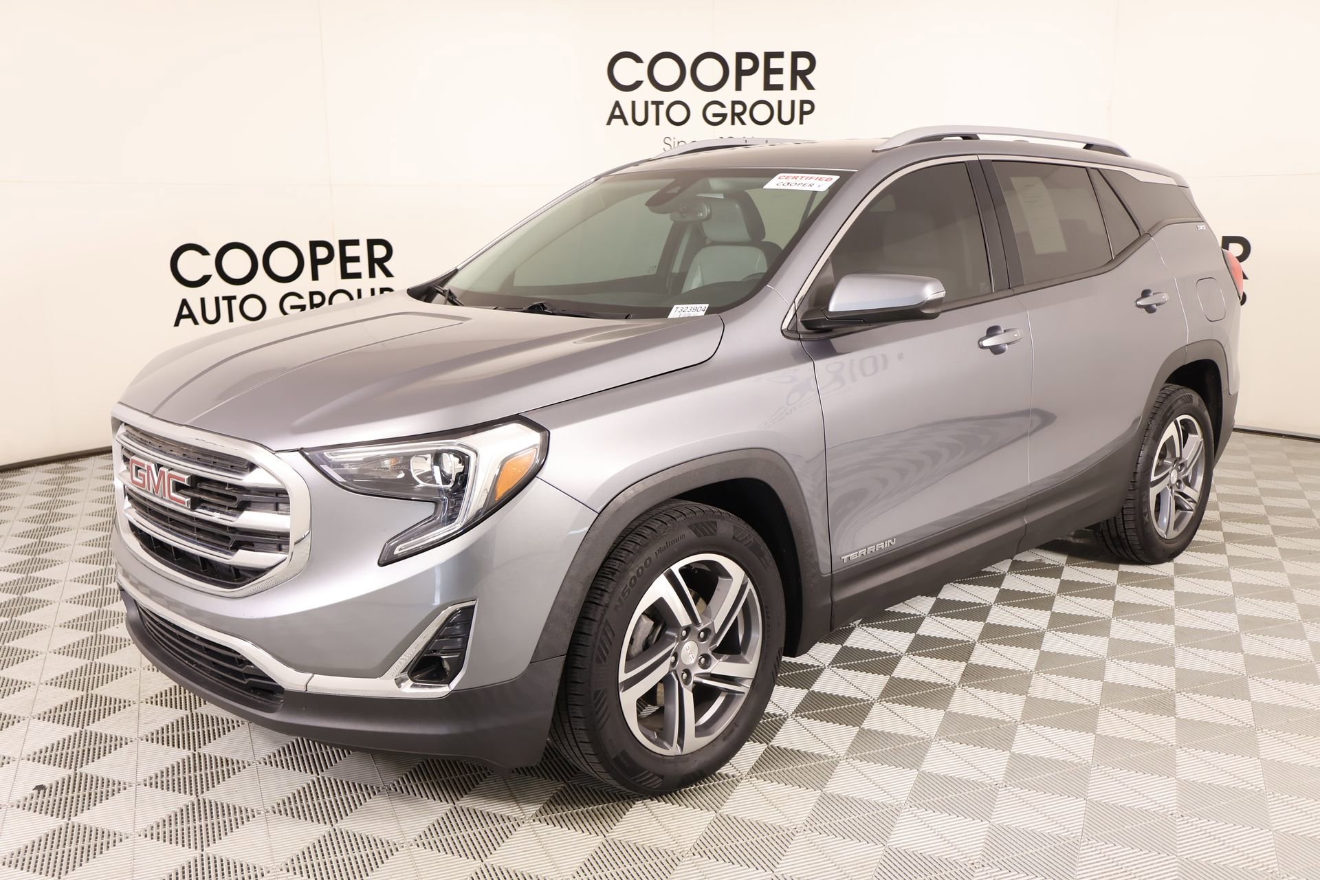 Used 2020 GMC Terrain SLT image 10