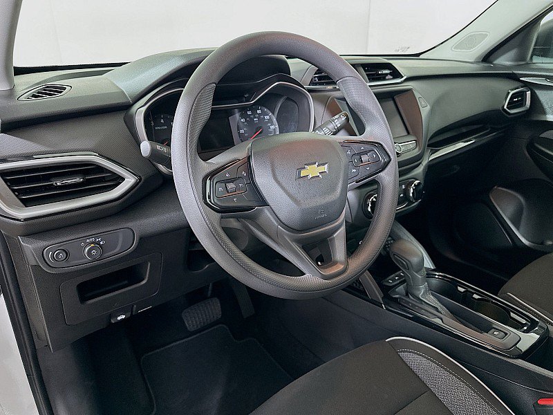 Used 2022 Chevrolet TrailBlazer LS AWD/4WD image 9