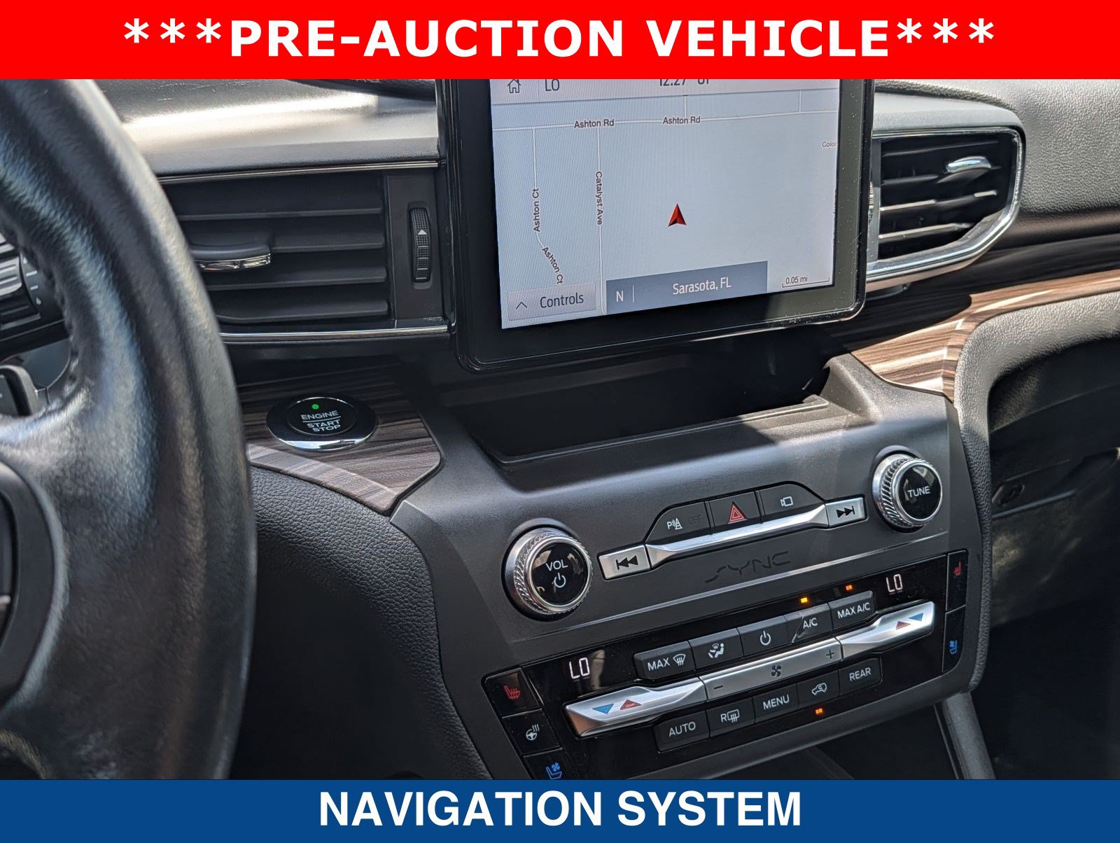 Used 2020 Ford Explorer Limited w/ Class III Trailer Tow Package RWD image 33