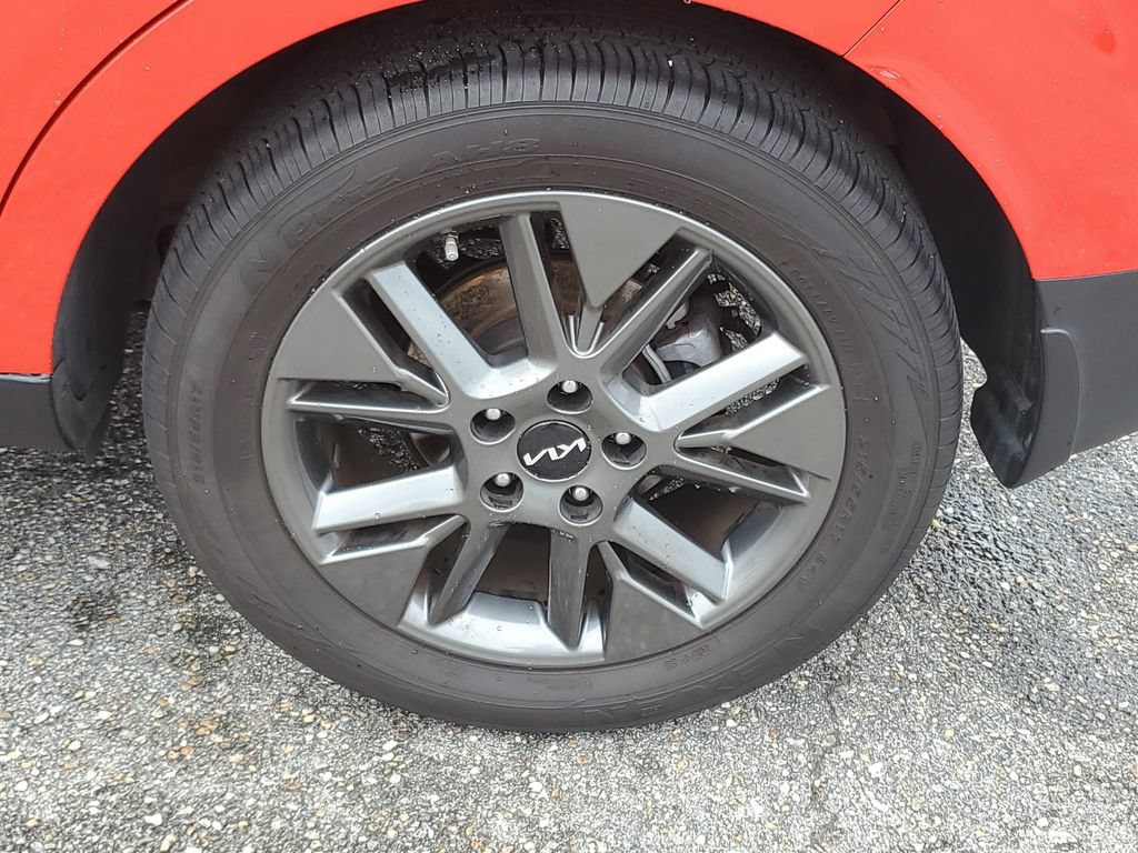 Used 2022 Kia Soul EX FWD image 30