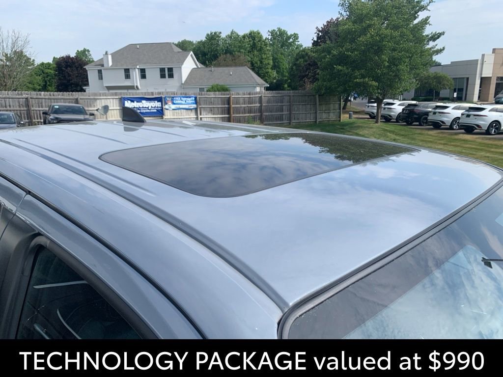 Used 2023 Nissan Frontier PRO-4X w/ Pro-4X Premium Package AWD/4WD image 7