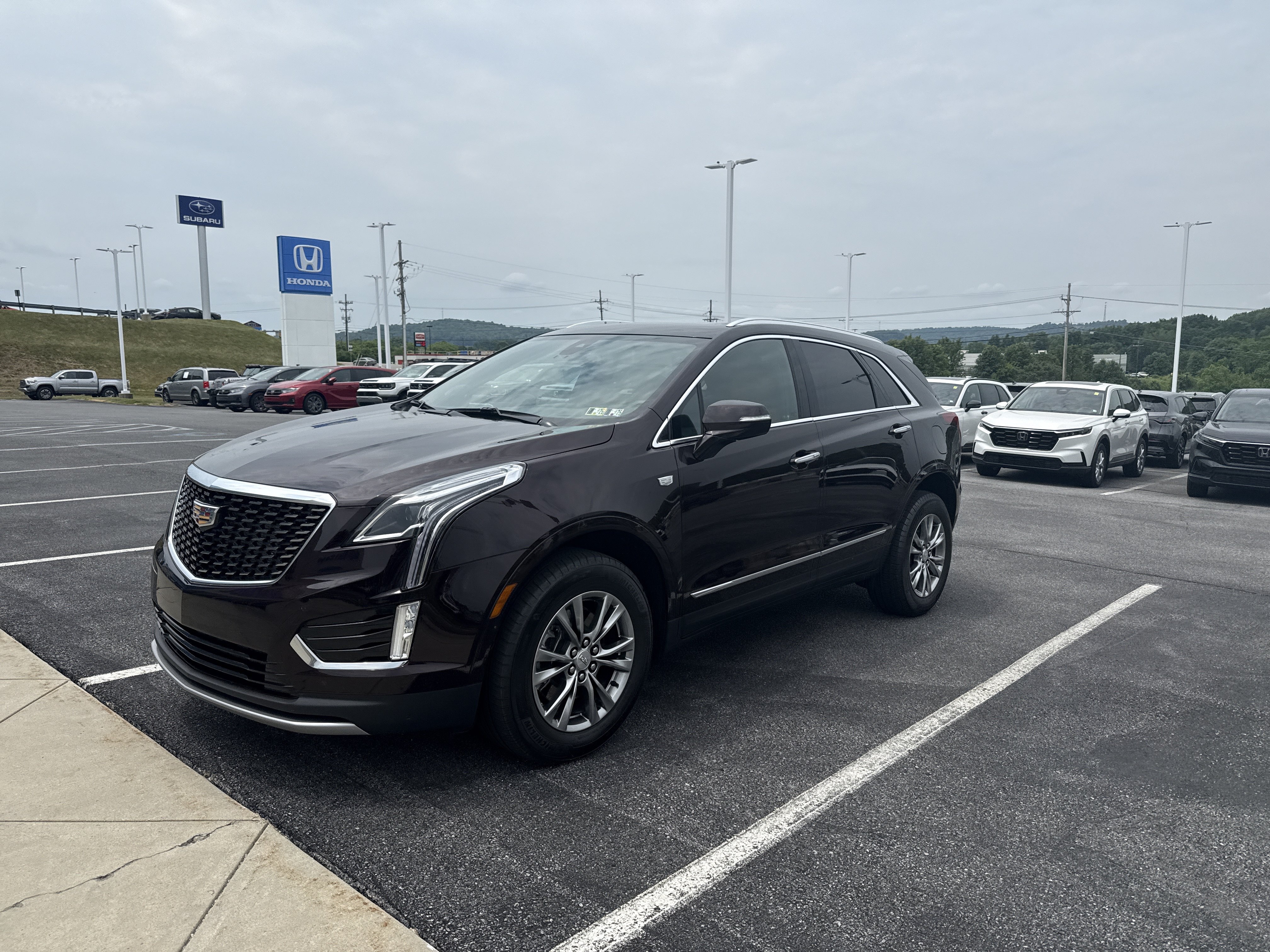 Used 2021 Cadillac XT5 Premium Luxury AWD/4WD image 7