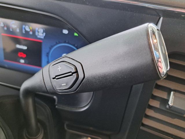 Used 2023 Ford F350 Lariat w/ Sport Appearance Package image 11