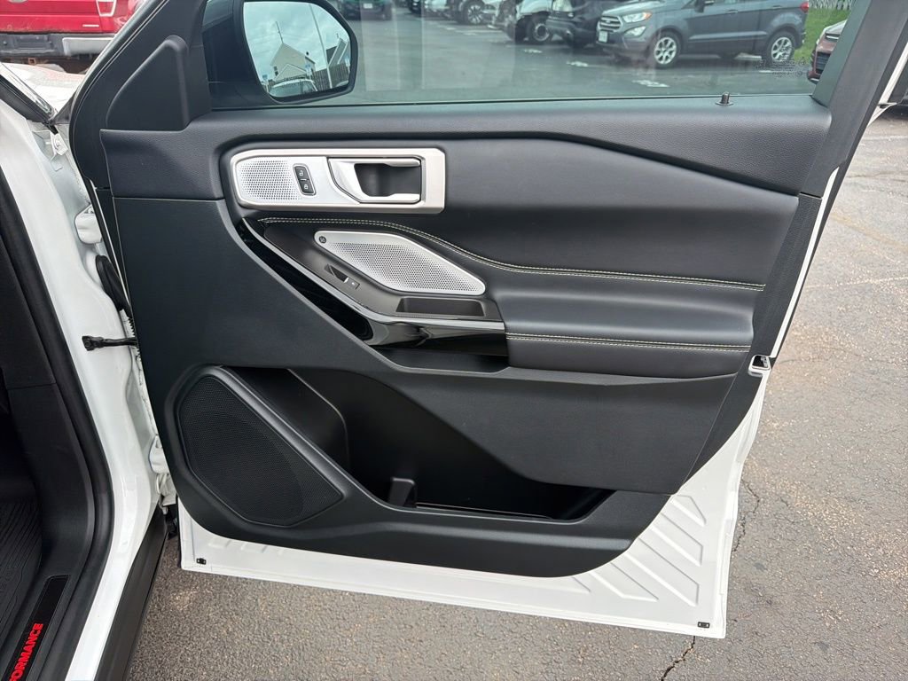 Used 2024 Ford Explorer ST w/ Equipment Group 401A image 34