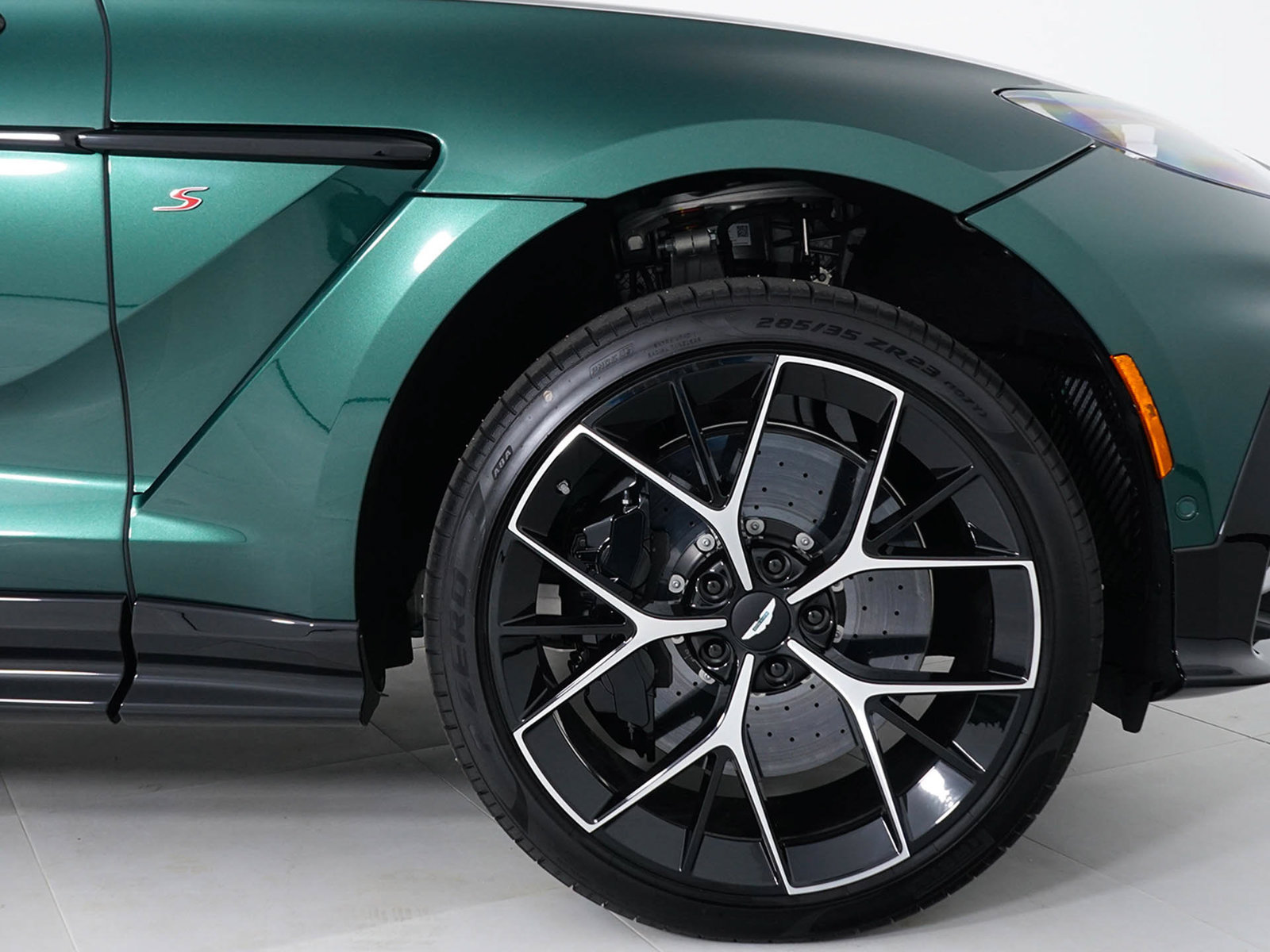 New 2026 Aston Martin DBX 707 AWD/4WD image 16