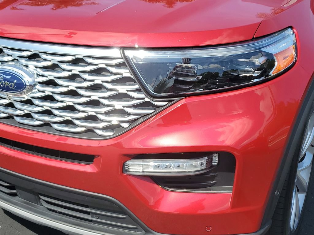 Used 2022 Ford Explorer Platinum w/ Equipment Group 601A AWD/4WD image 11