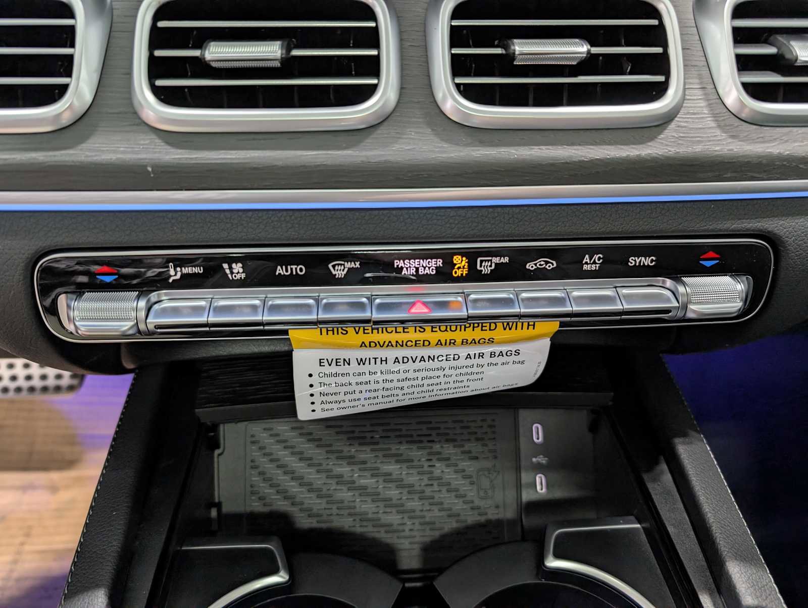 New 2026 Mercedes-Benz GLS 450 4MATIC image 30