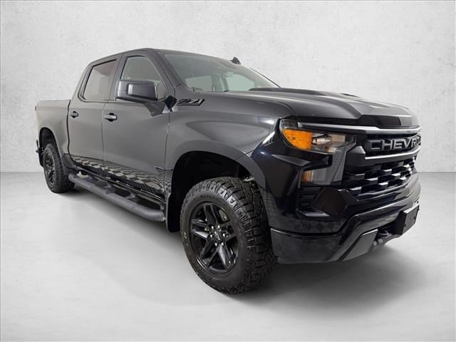Used 2023 Chevrolet Silverado 1500 Custom Trail Boss w/ Midnight Edition AWD/4WD image 1