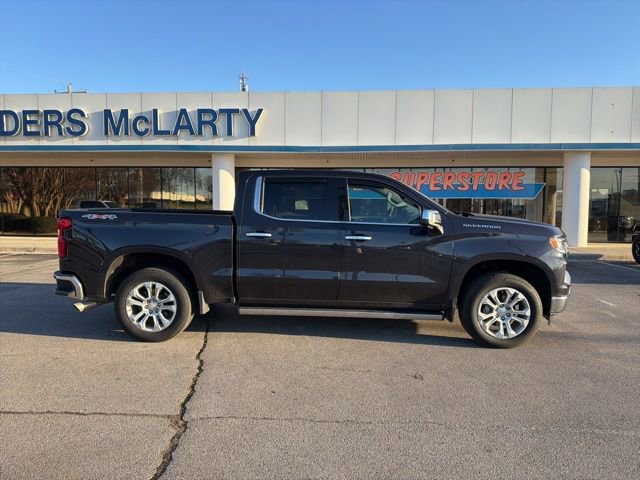 Used 2022 Chevrolet Silverado 1500 LTZ w/ Technology Package image 2