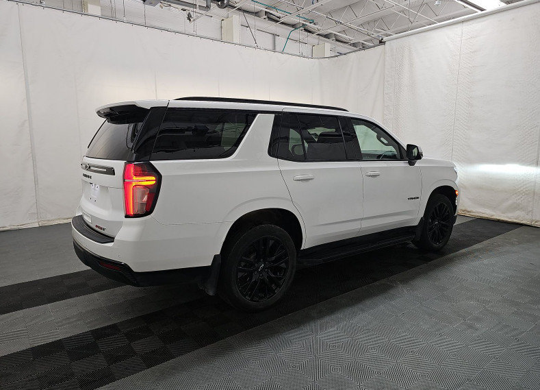 Used 2024 Chevrolet Tahoe RST w/ Luxury Package AWD/4WD image 2