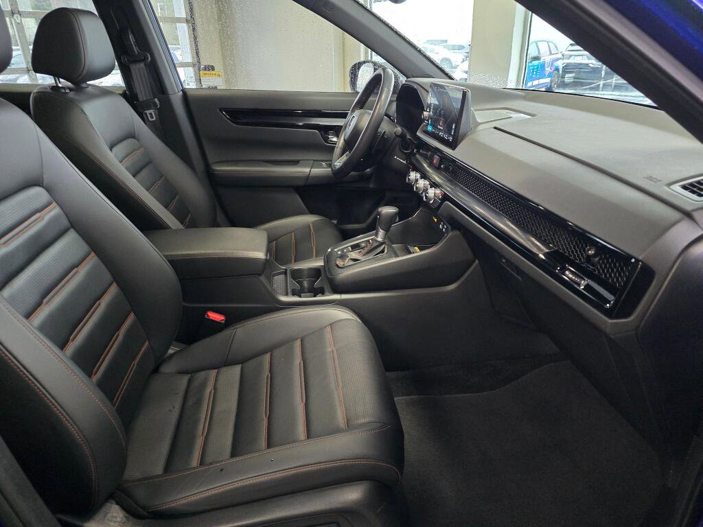 Used 2025 Honda CR-V Sport Touring image 47