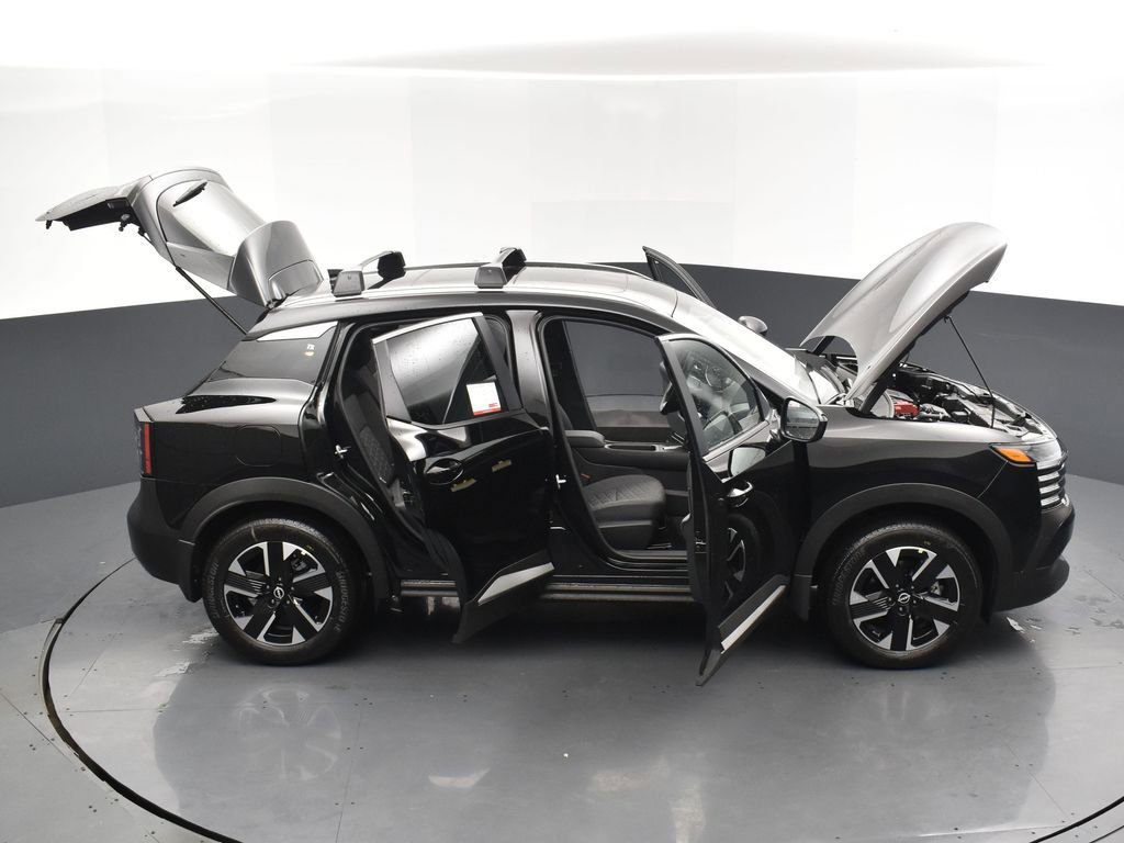 New 2026 Nissan Kicks SV w/ SV Premium Package image 31