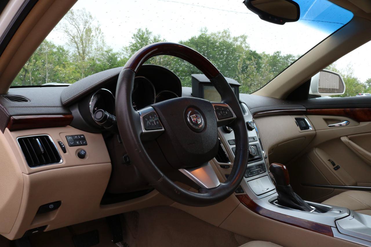 Used 2011 Cadillac CTS Premium RWD image 23