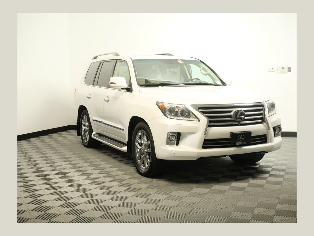 Used 2014 Lexus LX 570 4WD image 1