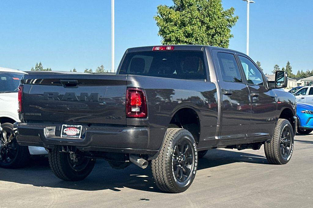 New 2026 RAM 2500 Big Horn AWD/4WD image 4