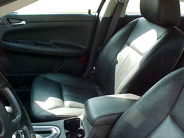 Used 2012 Chevrolet Impala LTZ FWD image 19