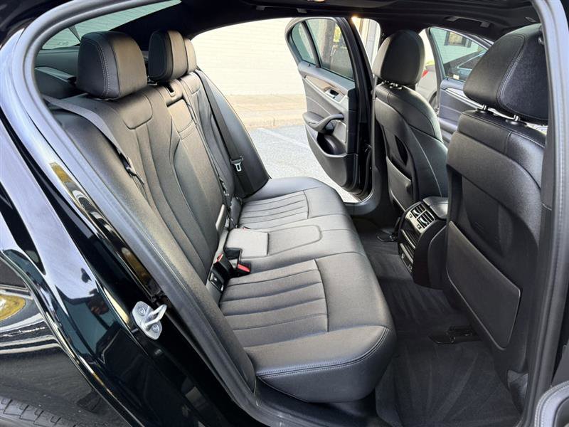 Used 2022 BMW 540i w/ Premium Package RWD image 17