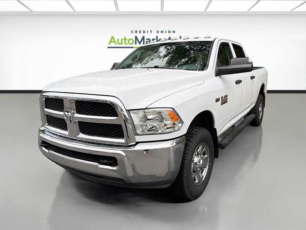 Used 2018 RAM 2500 Tradesman w/ Chrome Appearance Group AWD/4WD image 3