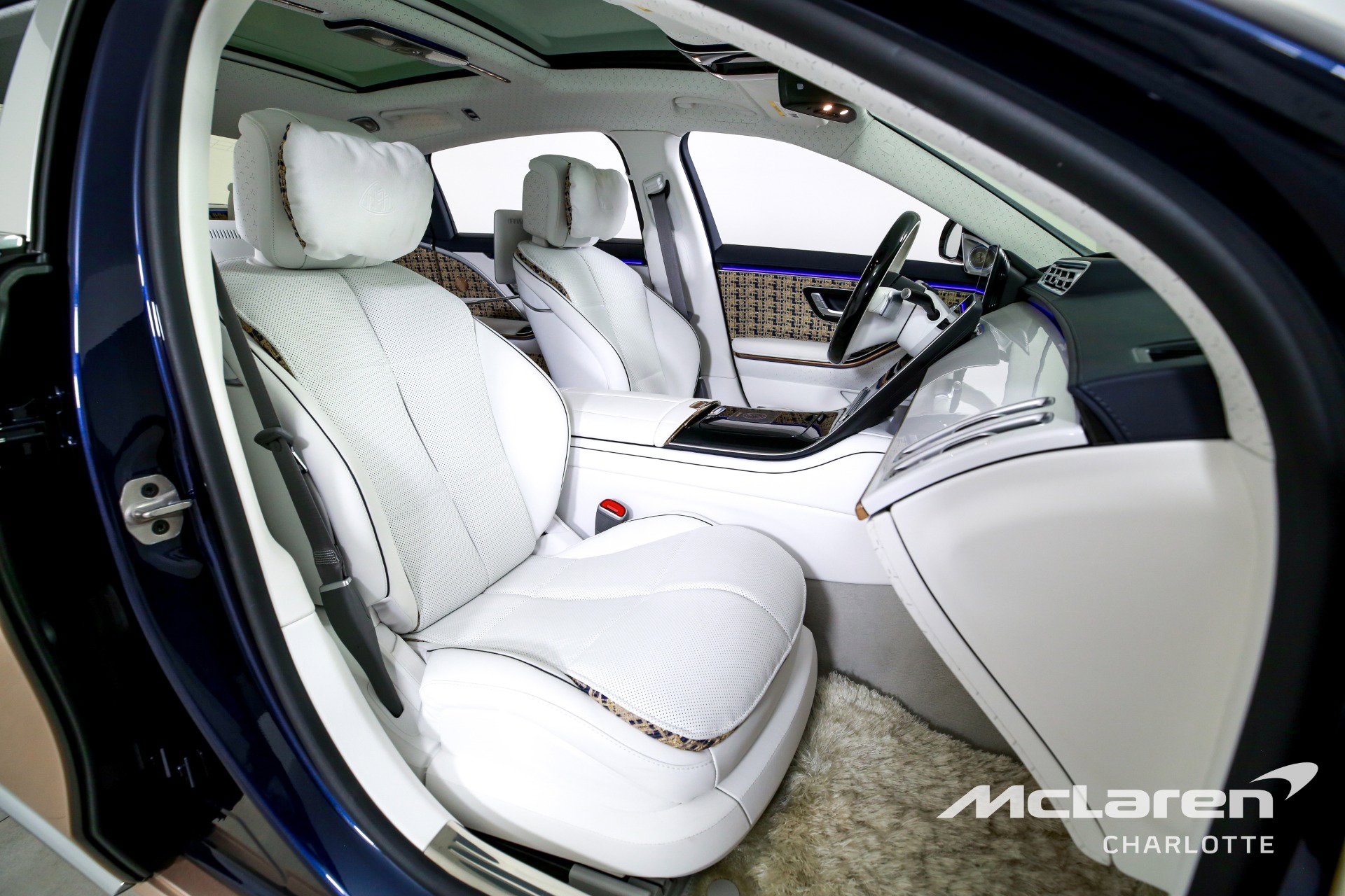 Used 2023 Mercedes-Benz Maybach S 680 4MATIC w/ Manufaktur Leather Package image 32