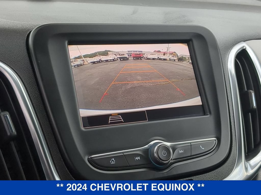 Used 2024 Chevrolet Equinox LS w/ LS Convenience Package AWD/4WD image 15