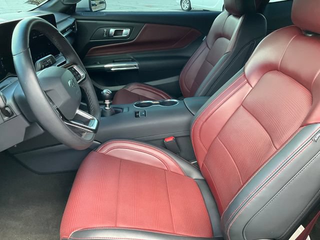 Used 2025 Ford Mustang GT Premium RWD image 6