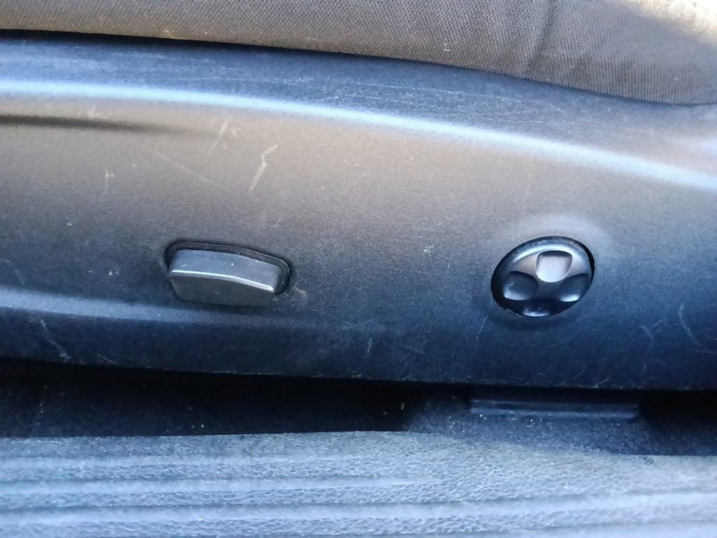 Used 2021 Dodge Challenger SXT image 17