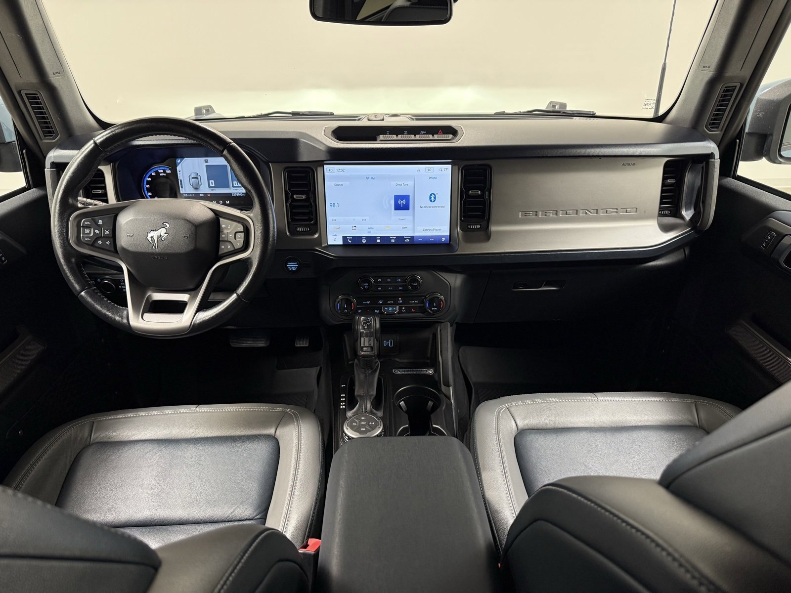 Used 2022 Ford Bronco Outer Banks image 24