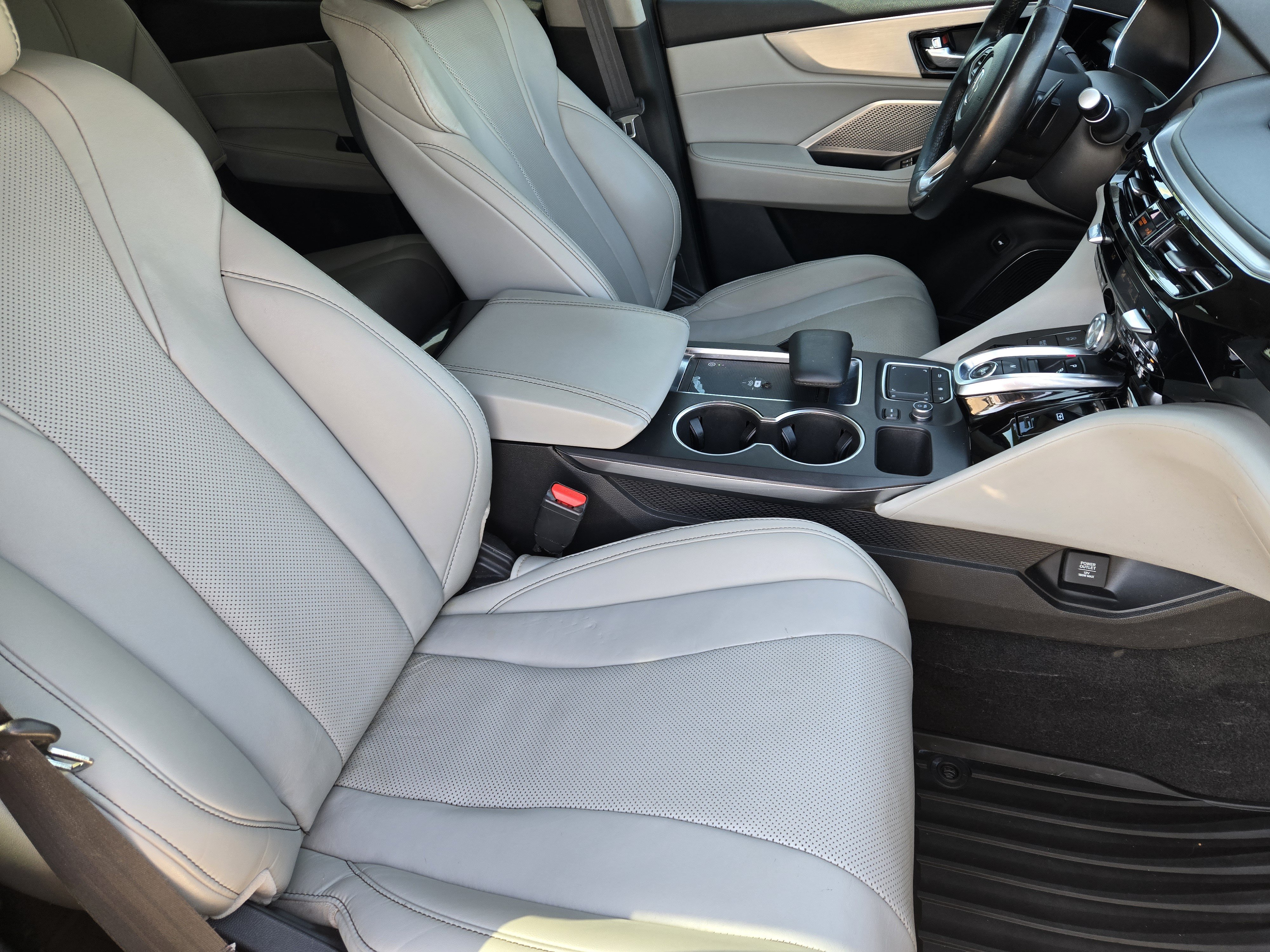 Used 2022 Acura MDX w/ Technology Package FWD image 10