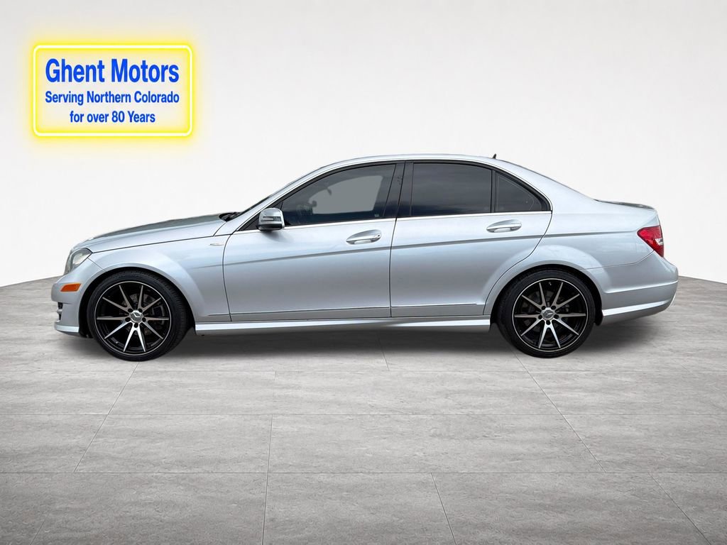 Used 2013 Mercedes-Benz C 250 Sedan video 2