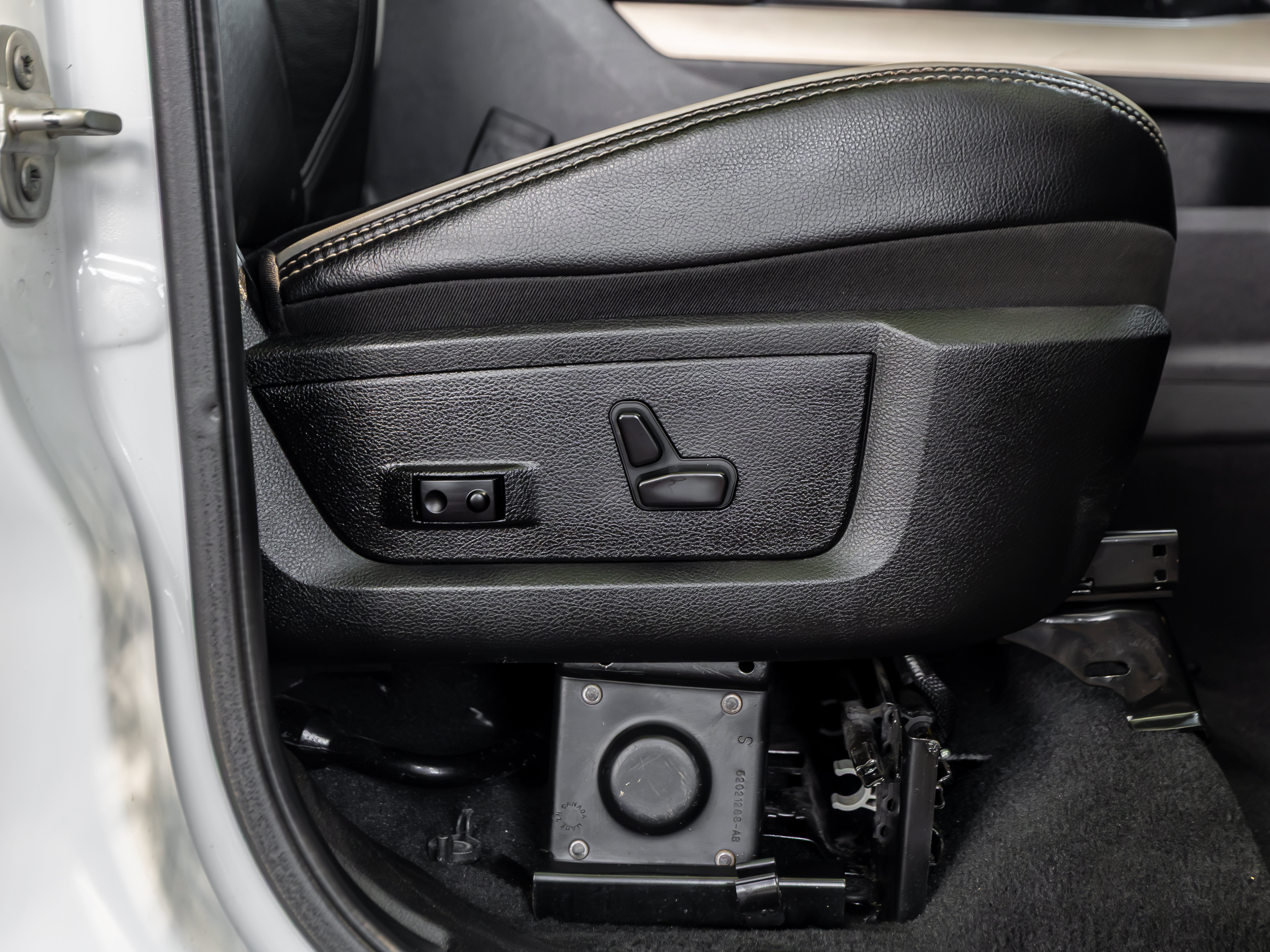 Used 2023 RAM 2500 Laramie AWD/4WD image 57
