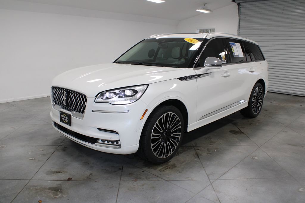 Used 2022 Lincoln Aviator Black Label w/ Dynamic Handling Package image 4